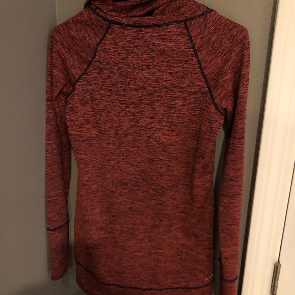 Reebok pullover - Picture 2 of 2